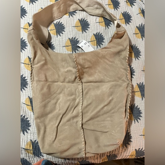 NWT Urban Outfitters Lex Embroidered Shoulder Bag - Picture 3 of 8